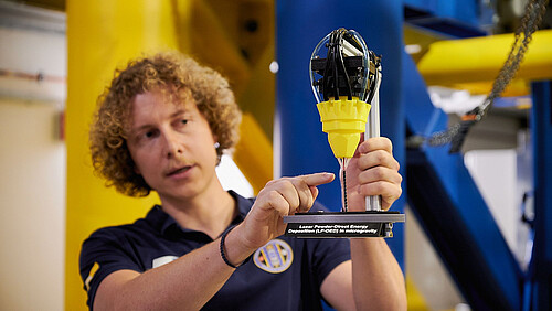 Eksperyment metalowego druku 3D w warunkach mikrograwitacji. 