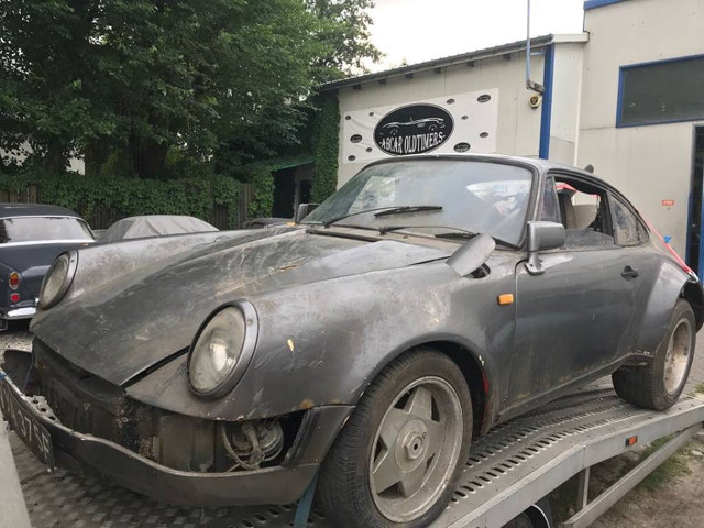 CASE STUDY Rekonstrukcja zabytkowego Porsche 911 z