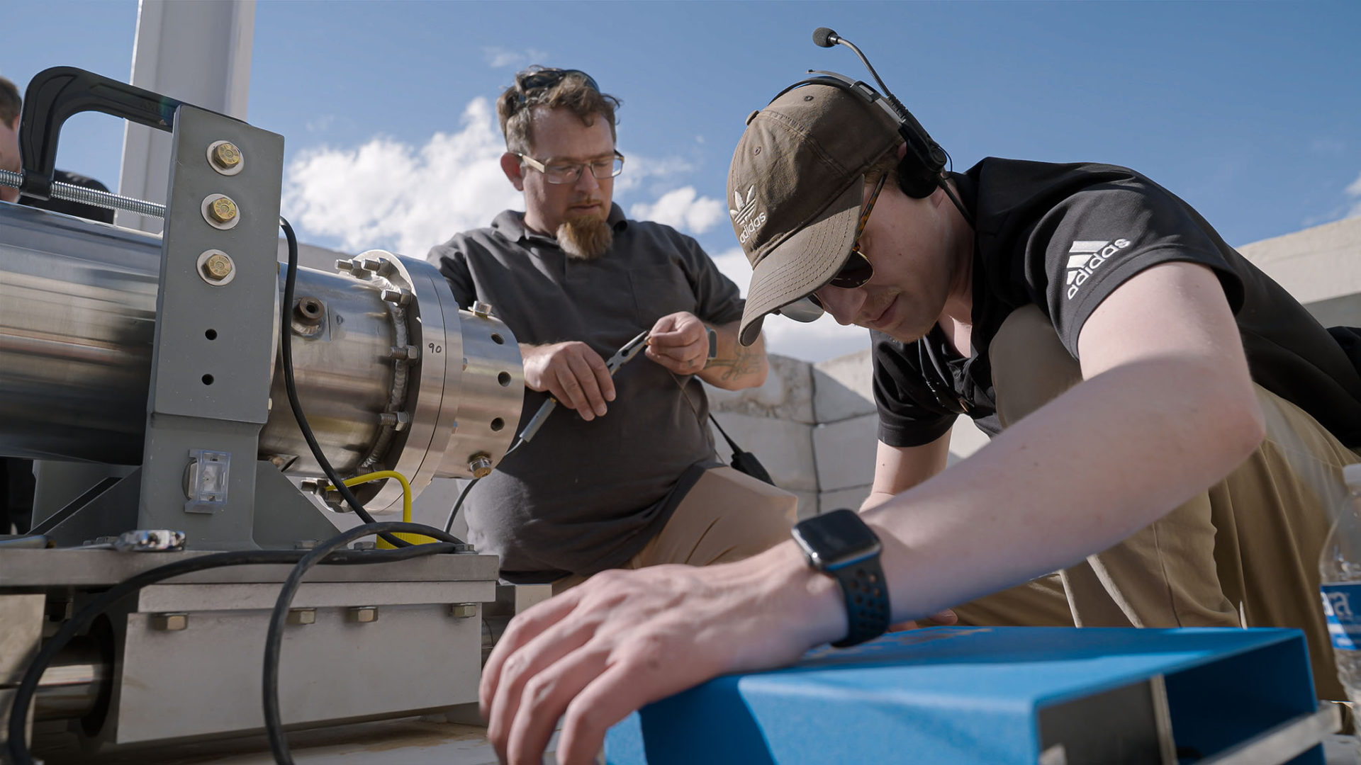 mission-284_0883.MXF_.09_11_29_09.Still001