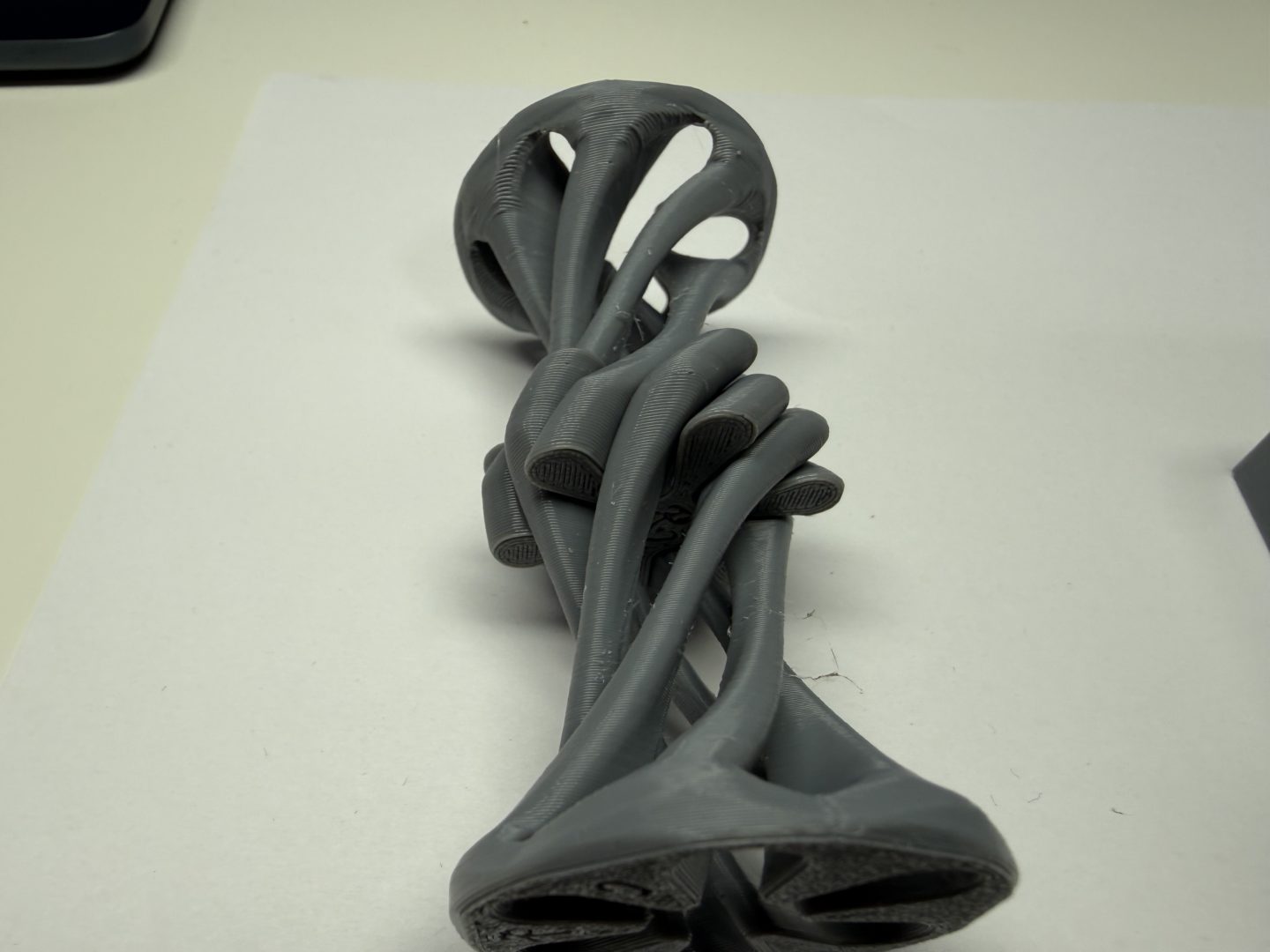 Klepsydra wydrukowana z filamentu ASA